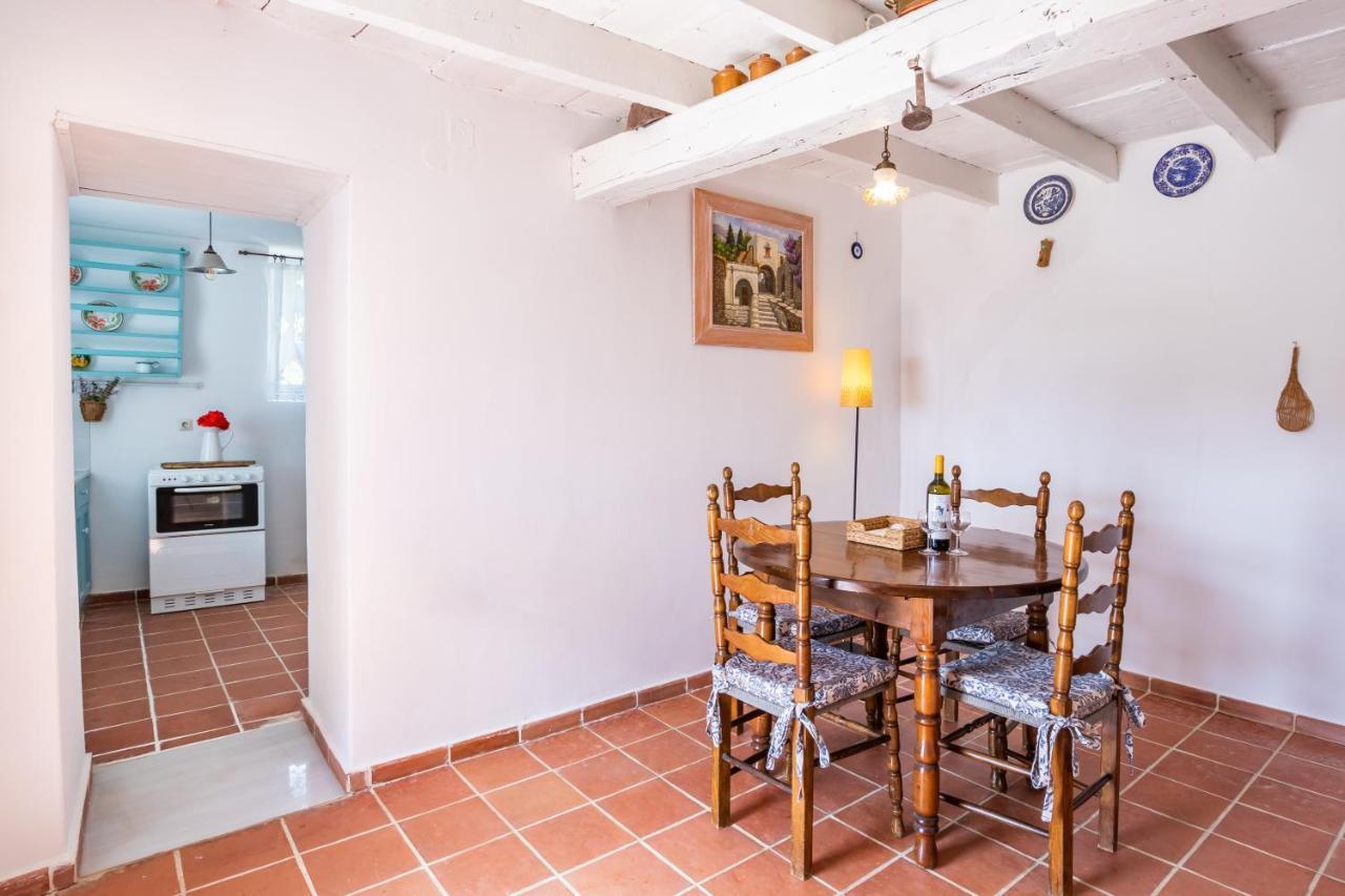 Olive Grove Cottage Menetai Екстер'єр фото